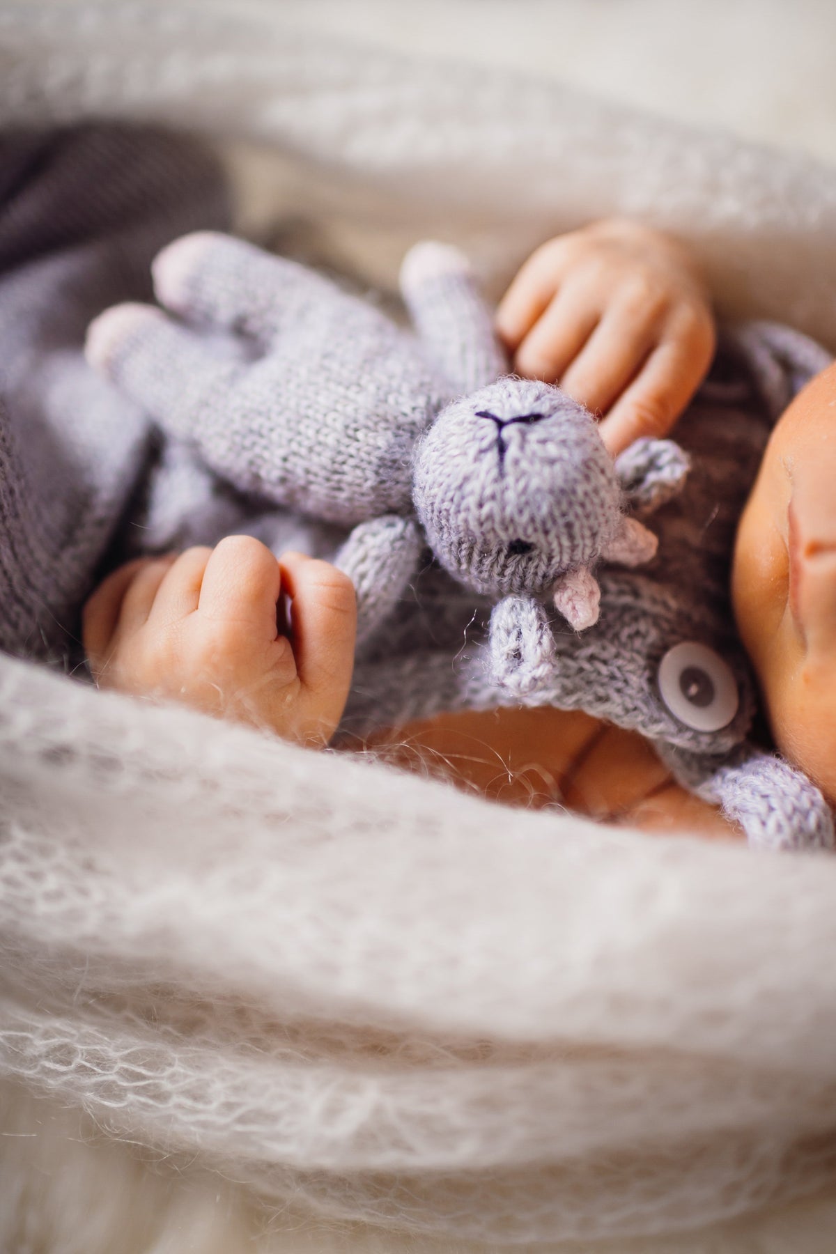 Sonno del neonato: come favorire la nanna con biancheria e abitudini corrette
