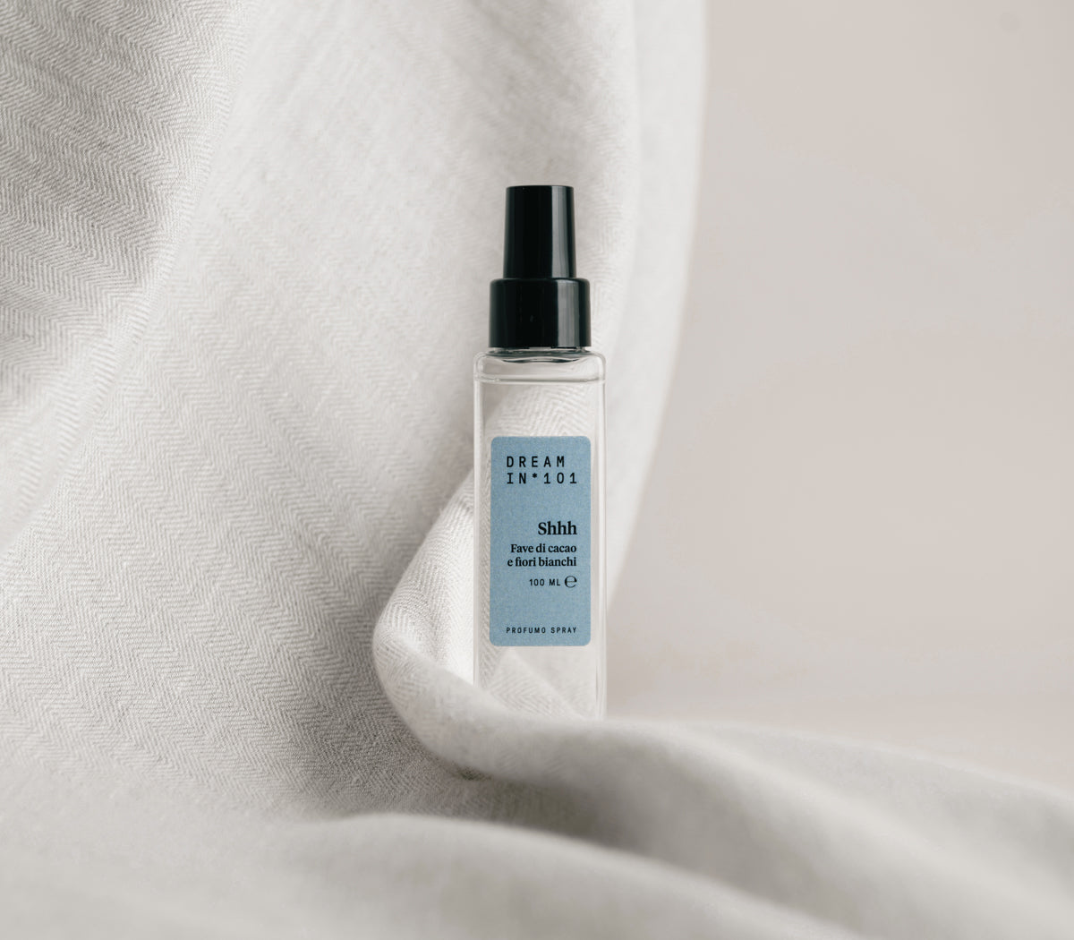Profumo per Tessuti Shhh Fave di Cacao e Fiori Bianchi - 100ml